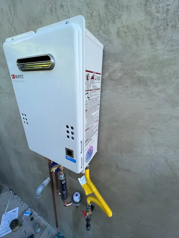 Tankless water heater installation for Wood Bridge Green homes